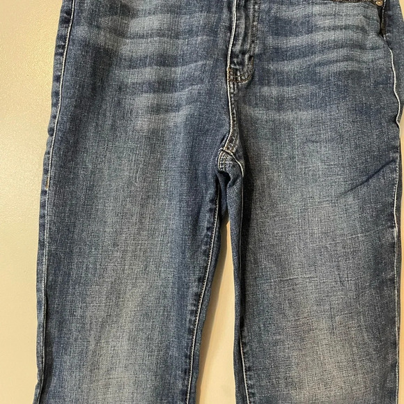 CABI 5th Avenue High Rise Flare Jeans 6069R Size 6 - Picture 7 of 16